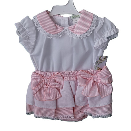 Conjunto saia,calção e camisa